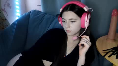 Sophie online show from October 2025 03:25:01 PM