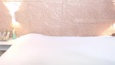 savory_pussy18 online show from March 2025 01:09:01 PM