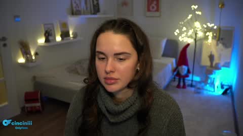 Snapshot of savvage_play chatting on December 2024 07:43:02 PM Naomi online show from December 2024 07:43:02 PM