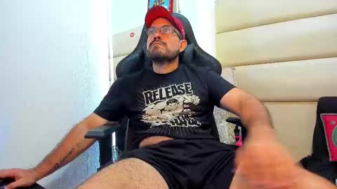 sebastian   muscleman  daddy   the better  latin  lover   online show from December 2025 03:50:02 PM