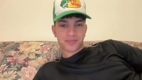 sbouchikh03 online show from December 2025 06:43:01 AM