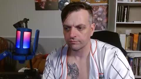 Snapshot of scarecrow2wm chatting on May 2026 04:17:01 AM Kent Clark online show from May 2026 04:17:01 AM