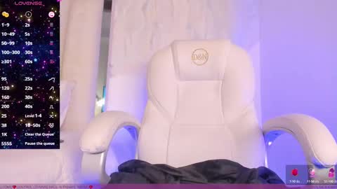 Scarlett online show from February 2025 08:11:02 PM