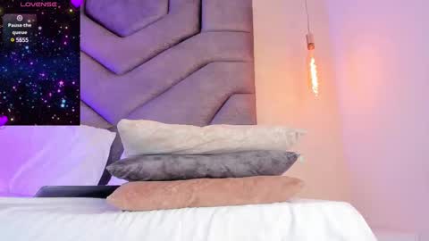 Scarlett online show from March 2025 10:58:01 PM