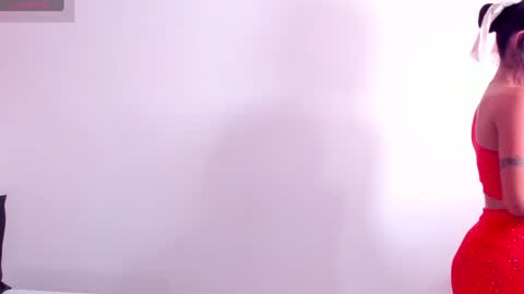 Scarlet online show from December 2024 12:00:01 PM