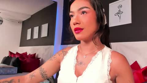 Scarlet online show from October 2025 04:35:02 PM
