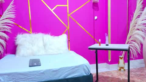 Scarlet online show from February 2026 03:10:01 AM