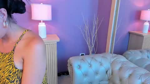 Scarlet Edwars online show from February 2025 06:15:02 PM