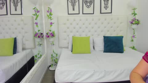 Isa online show from January 2025 10:59:02 AM