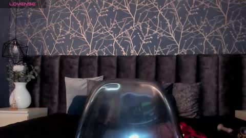 SCARLET online show from February 2026 06:32:01 AM