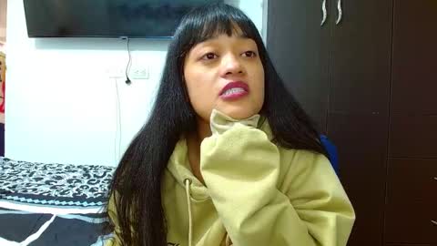 ScarletandRyan28 online show from January 2025 01:10:02 PM