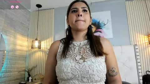 Scarlet online show from April 2026 08:54:01 PM