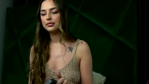 Scarlet online show from March 2026 02:11:02 AM