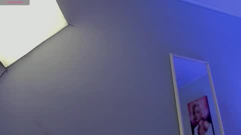 Scarlet  online show from March 2026 05:37:02 AM