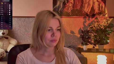 Snapshot of scarletmarney chatting on May 2026 03:29:02 PM scarletmarney online show from May 2026 03:29:02 PM