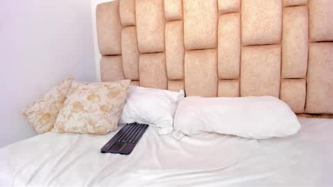 Scarlett online show from March 2026 01:05:02 PM