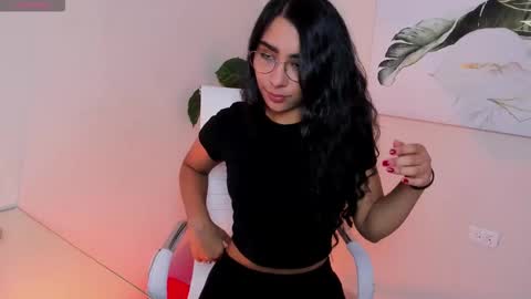 Snapshot of scarlett25__ chatting on February 2026 08:02:01 PM Scarlett online show from February 2026 08:02:01 PM