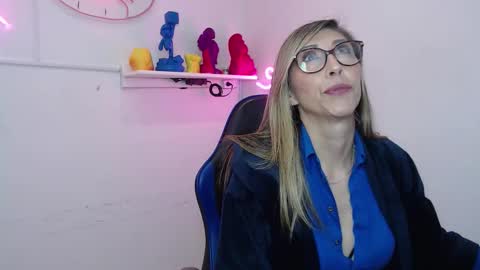 Snapshot of scarlett_079 chatting on March 2026 11:54:02 AM Scarlett online show from March 2026 11:54:02 AM