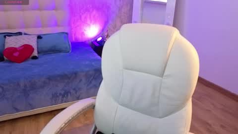 Snapshot of scarlett_079 chatting on June 2026 11:34:02 AM Scarlett online show from June 2026 11:34:02 AM