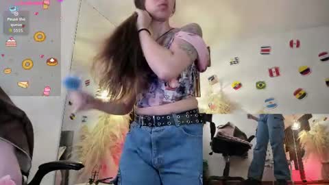 Snapshot of scarlett__cooper__ chatting on July 2026 01:03:01 PM Scarlett online show from July 2026 01:03:01 PM