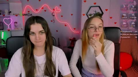 Snapshot of scarlett_badgirl chatting on April 2026 04:20:02 PM Scarlett online show from April 2026 04:20:02 PM