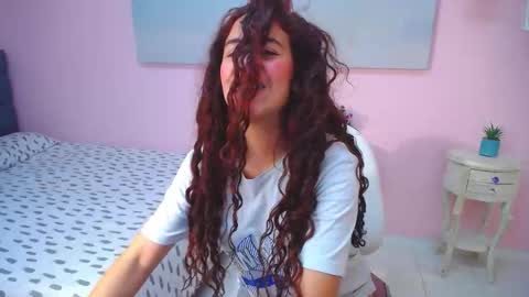 Snapshot of scarlett_clyde chatting on March 2026 01:18:02 PM Scarlett online show from March 2026 01:18:02 PM