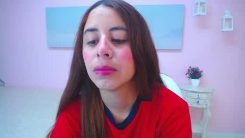 Snapshot of scarlett_clyde chatting on April 2026 12:33:01 PM Scarlett online show from April 2026 12:33:01 PM