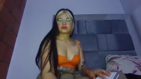 Snapshot of scarlett_johhns chatting on October 2025 11:12:02 PM scarlett_johhns online show from October 2025 11:12:02 PM