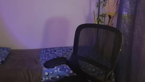 Snapshot of scarlett_laurents chatting on May 2026 05:34:02 AM scarlett online show from May 2026 05:34:02 AM
