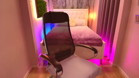 Scarlett online show from January 2025 09:16:02 AM