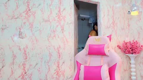 scarlett montoya  online show from February 2026 12:37:02 PM