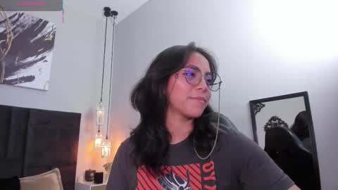 Snapshot of scarlett_musik chatting on February 2026 04:27:02 AM Scarllett online show from February 2026 04:27:02 AM