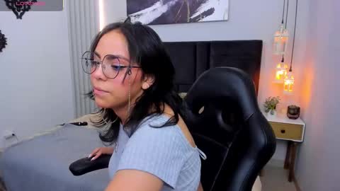 Snapshot of scarlett_musik chatting on February 2026 05:08:02 AM Scarllett online show from February 2026 05:08:02 AM