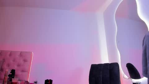 Scarlett online show from May 2026 08:28:02 PM