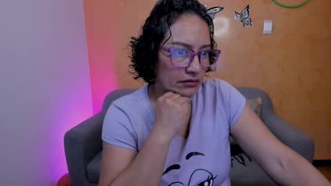Scarlett sax online show from March 2026 09:53:02 PM