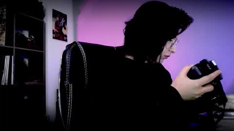 Snapshot of scarlett_sen chatting on March 2026 02:32:01 PM Mistress Scarlett online show from March 2026 02:32:01 PM