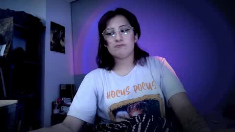 Snapshot of scarlett_sen chatting on May 2026 02:56:01 PM Mistress Scarlett online show from May 2026 02:56:01 PM