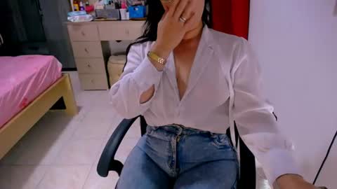 scarlet online show from June 2026 07:37:01 PM