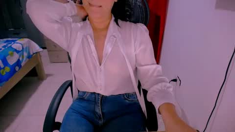 scarlet online show from July 2026 12:35:01 AM
