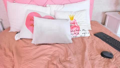 scarlett thompson 7 online show from February 2026 03:18:01 AM