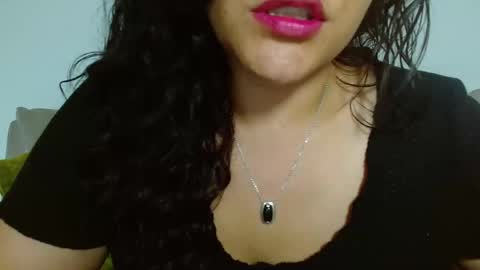 hellen  online show from April 2026 09:27:01 PM