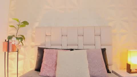 Snapshot of scarlettadams__ chatting on November 2025 11:43:02 AM online show from November 2025 11:43:02 AM