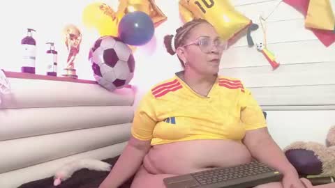 Snapshot of scarlettbooty chatting on June 2026 12:53:02 AM scarlettbooty online show from June 2026 12:53:02 AM