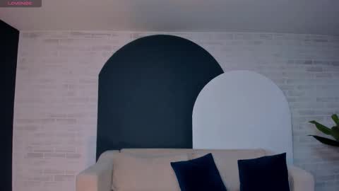 Snapshot of scarlettboss_ chatting on December 2025 10:43:01 AM Scarlett online show from December 2025 10:43:01 AM