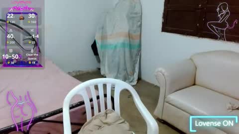 KARLA online show from October 2025 09:48:01 PM