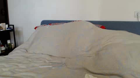Scarlett online show from April 2026 02:12:02 PM