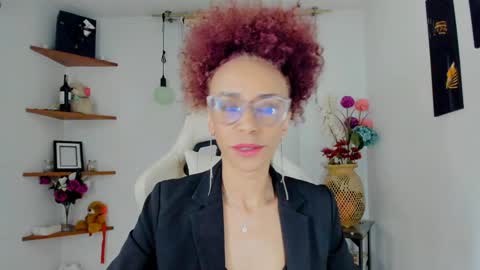 Scarlett online show from December 2024 11:18:02 PM