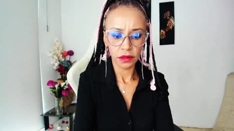 Scarlett online show from February 2025 09:04:01 PM