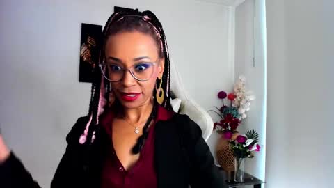 Scarlett online show from February 2025 08:47:01 PM