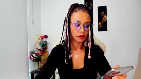 Scarlett online show from February 2025 10:17:02 PM